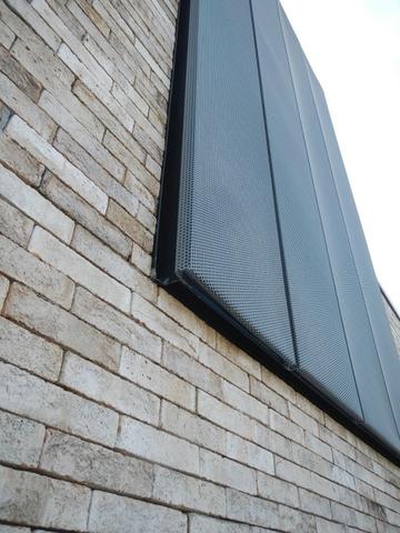 <p>MarS Architecten
<br />Bakgoot Quartz dikte 1 mm
<br />Gevelbekleding staande naad VM-zinc Quartz dikte 0,8 mm
<br />Dakbekleding staande naad VM-zinc Quartz - dikte 0,8 mm</p><br/><b><a href='/realshow/7378'>Perk-Steenokkerzeel, Van Steelantstraat 6</a></b>