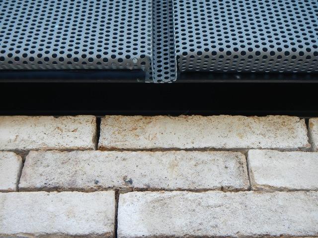 <p>MarS Architecten
<br />Bakgoot Quartz dikte 1 mm
<br />Gevelbekleding staande naad VM-zinc Quartz dikte 0,8 mm
<br />Dakbekleding staande naad VM-zinc Quartz - dikte 0,8 mm</p><br/><b><a href='/realshow/7378'>Perk-Steenokkerzeel, Van Steelantstraat 6</a></b>
