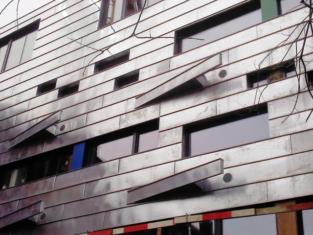 Zn gevelbekleding staande naad